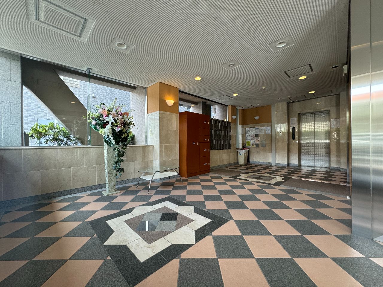 建物エントランス