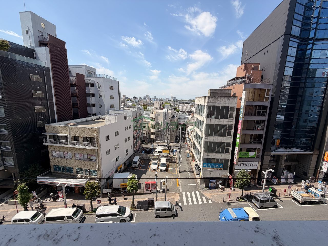 バルコニー