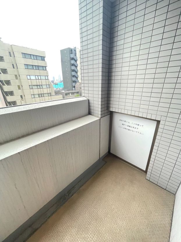 バルコニー