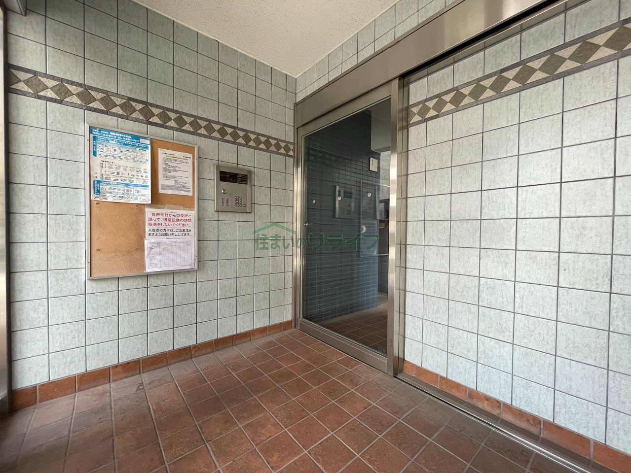 建物エントランス