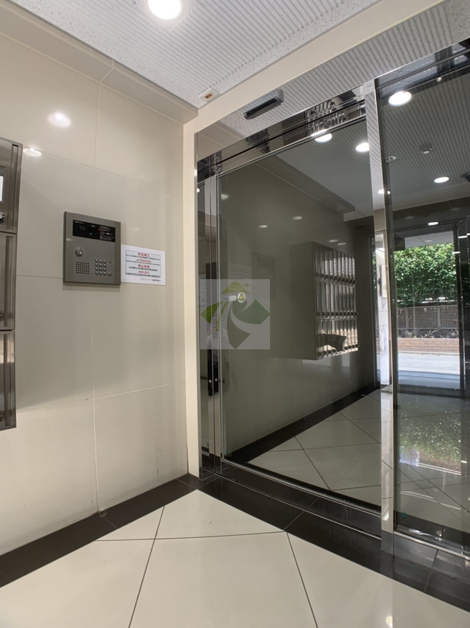 建物エントランス