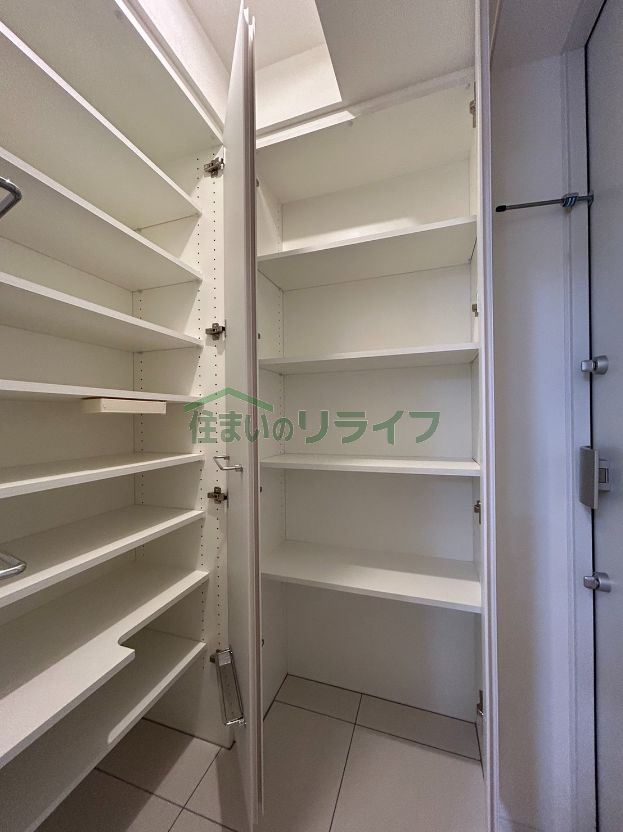 収納