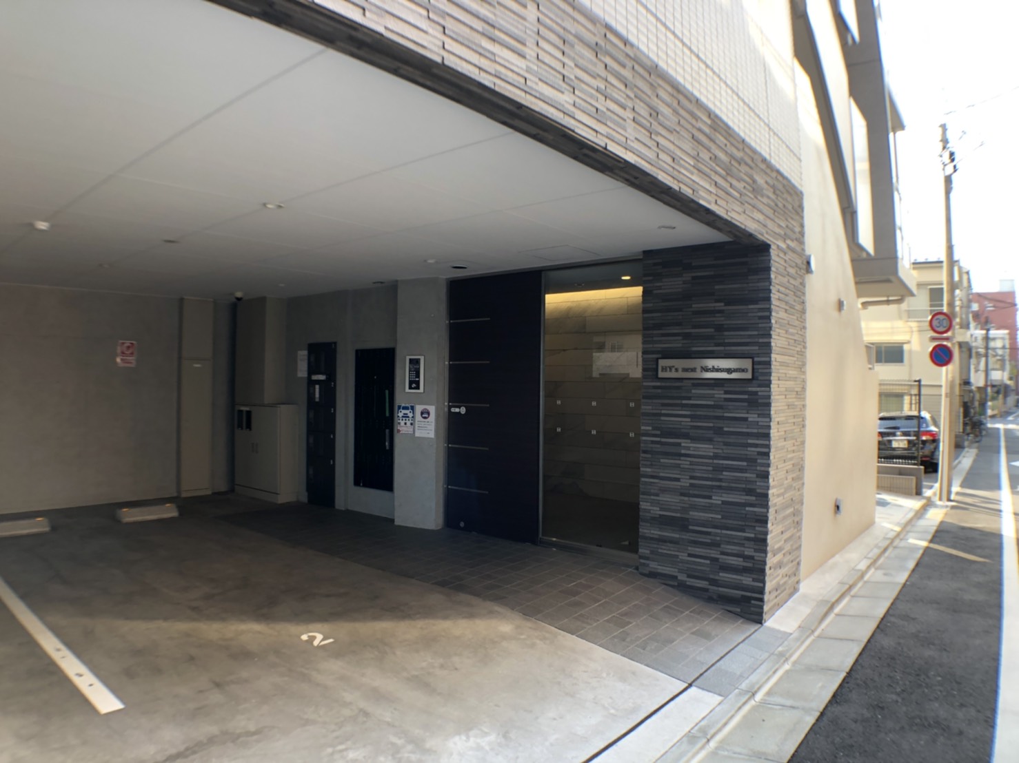 建物エントランス