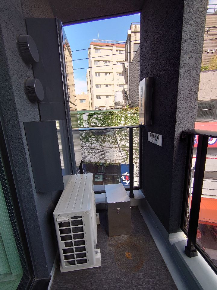 バルコニー