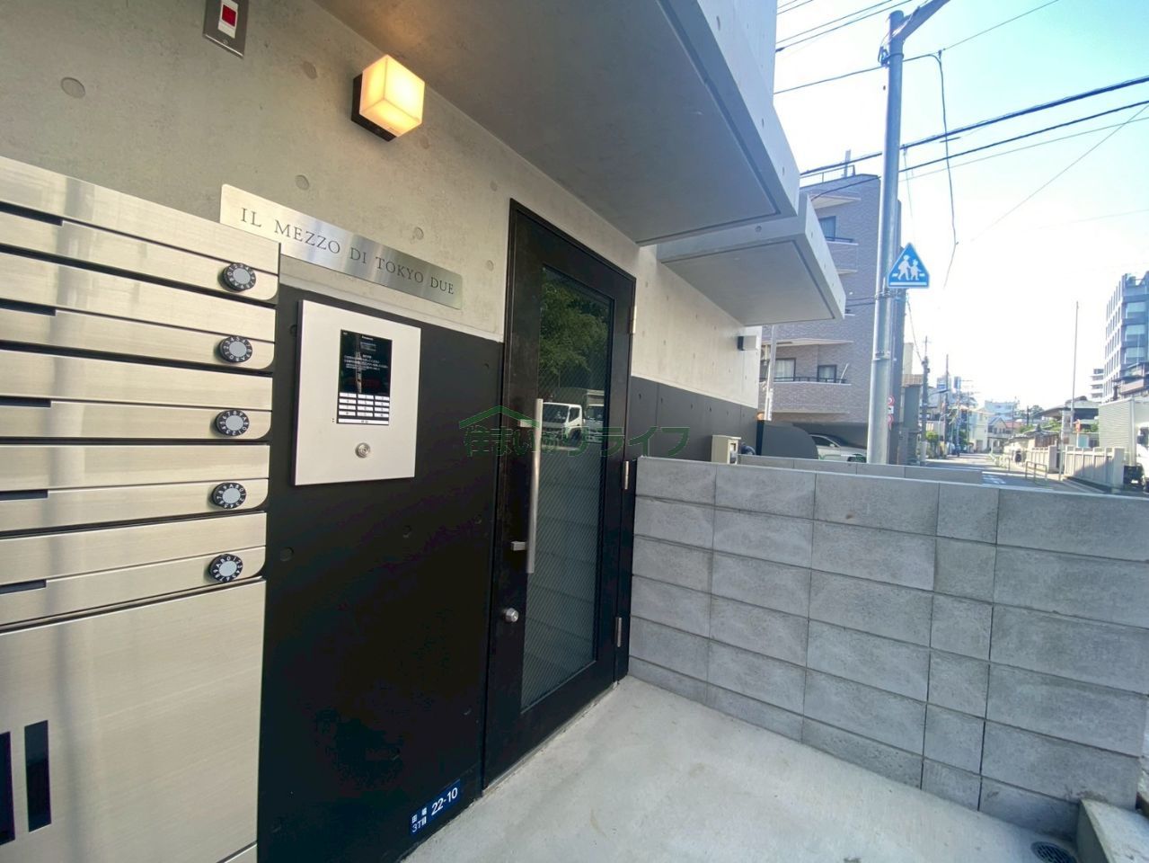 建物エントランス