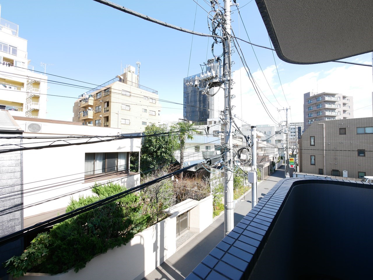 バルコニー