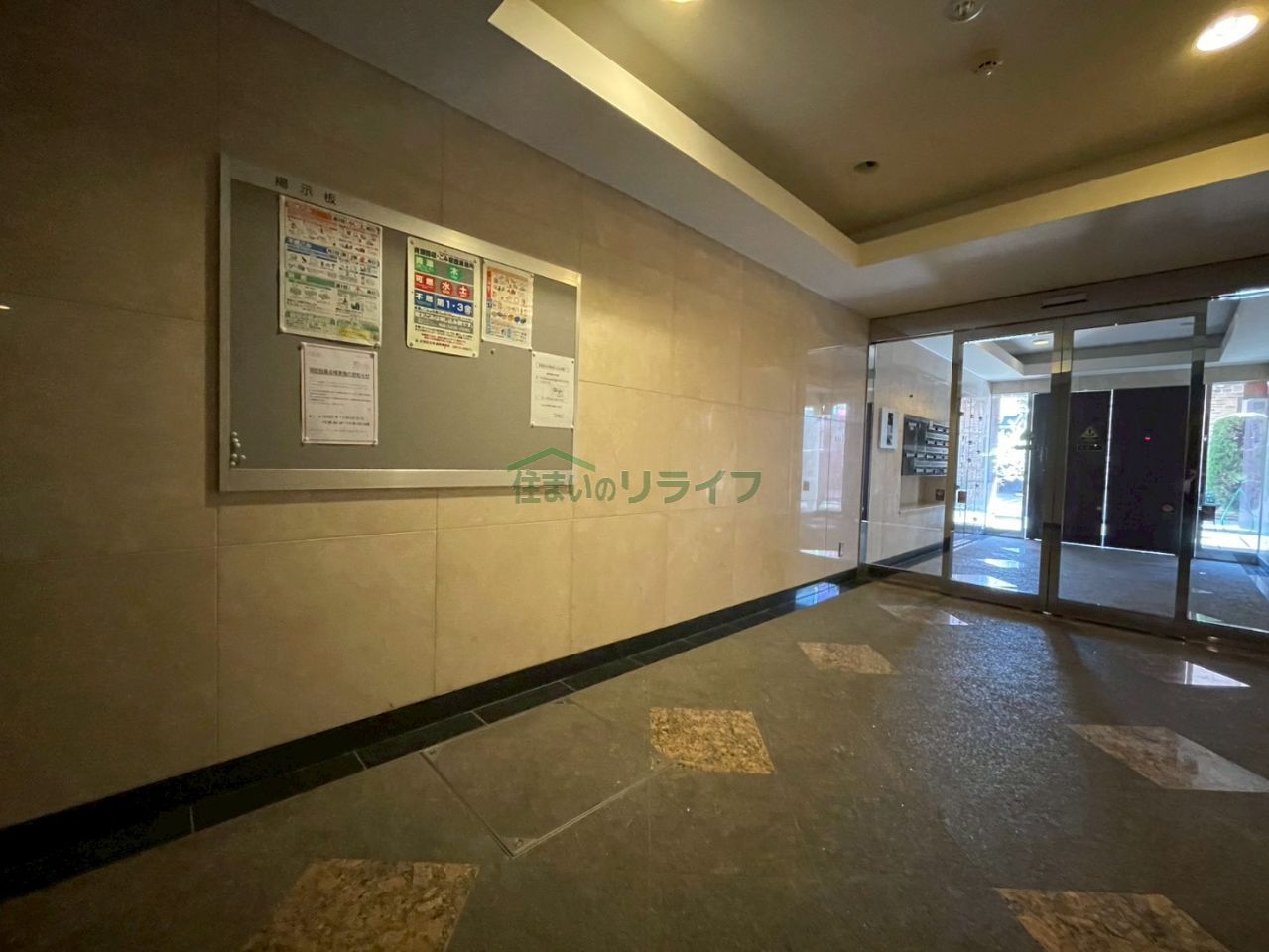 建物エントランス