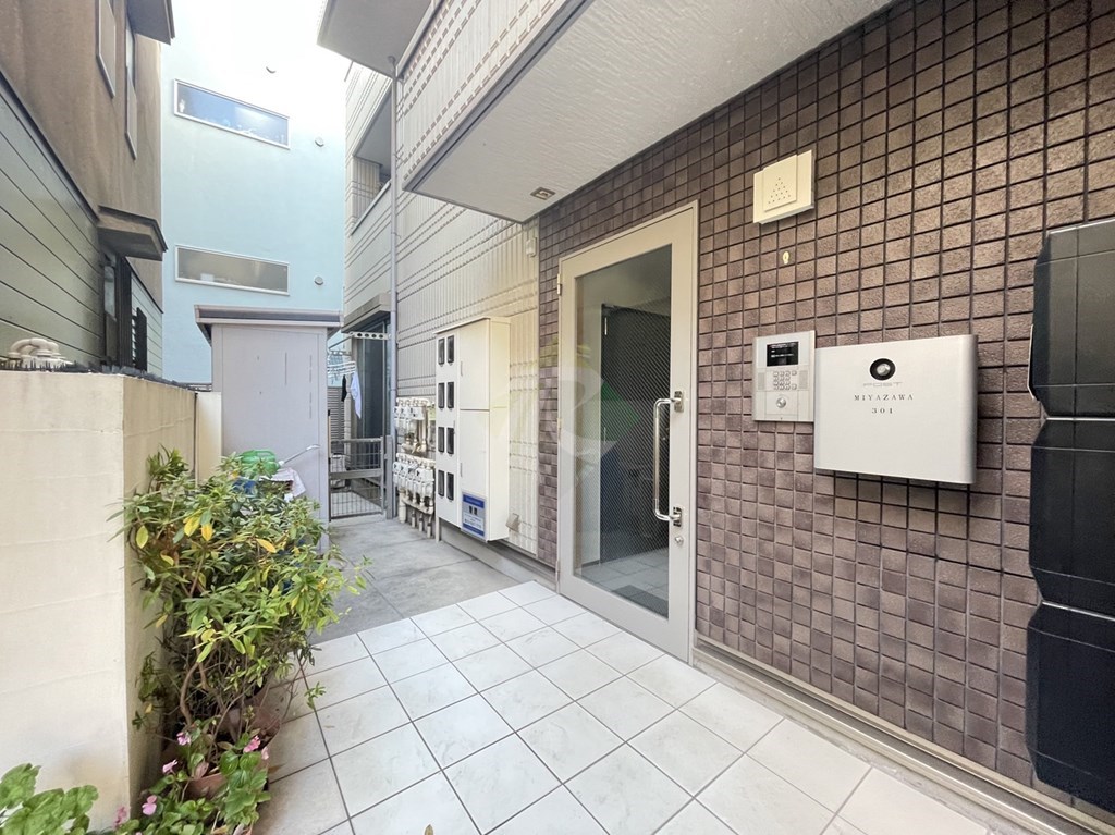 建物エントランス