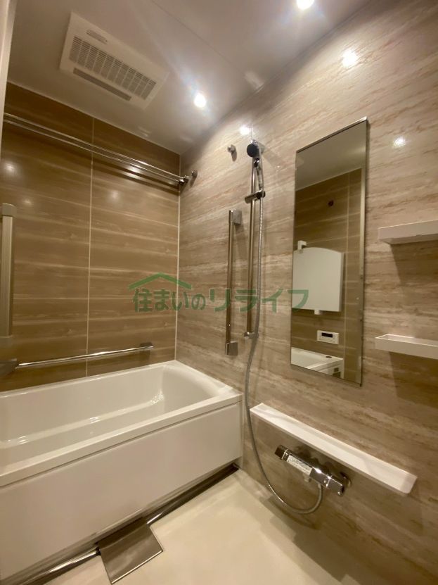 シャワールーム