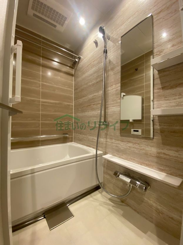 シャワールーム