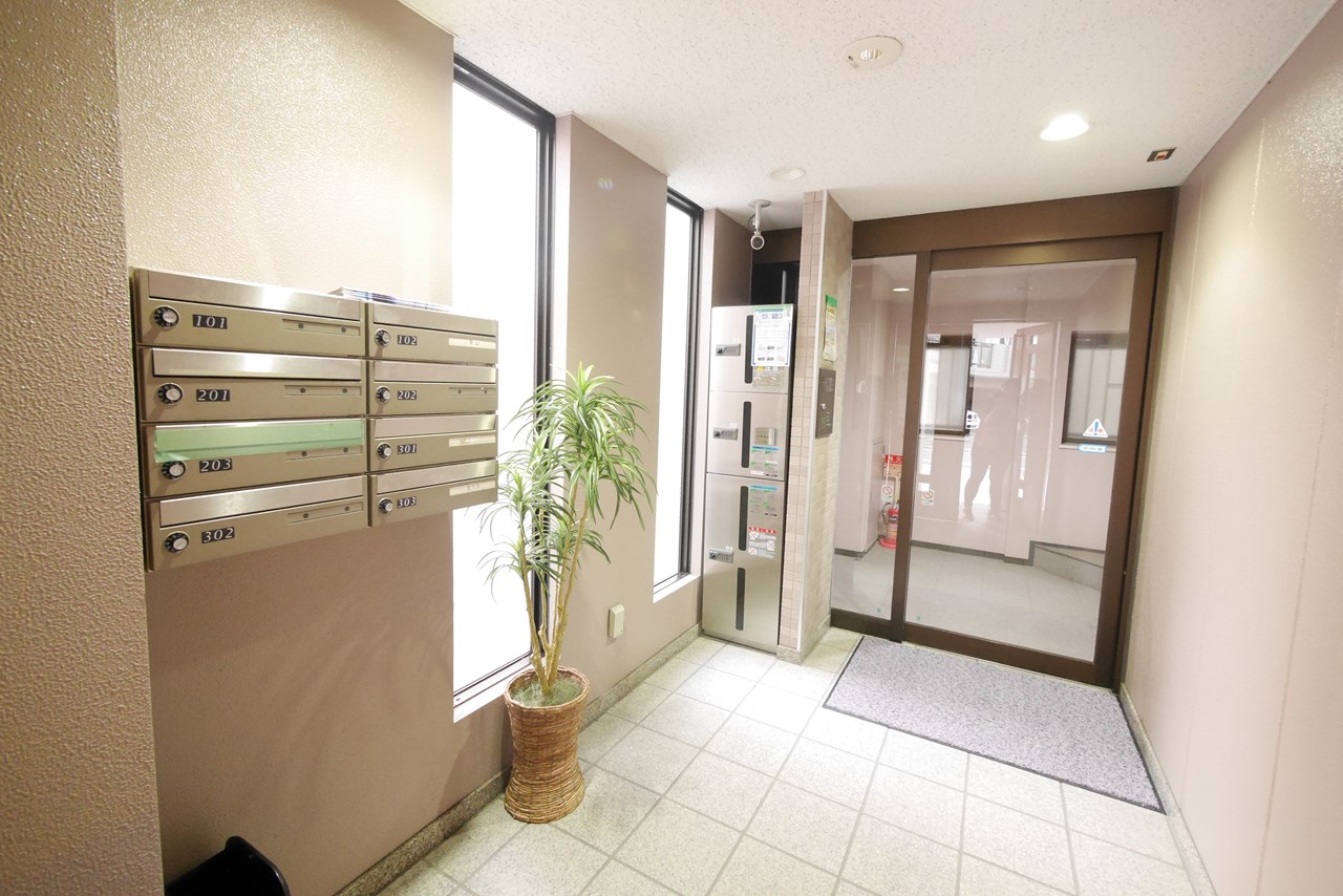 建物エントランス