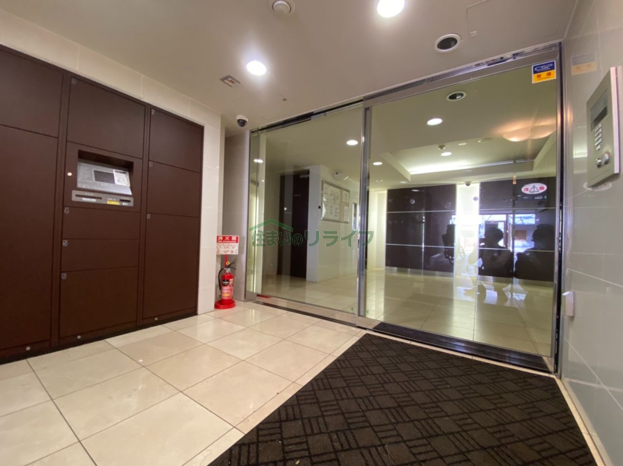 建物エントランス