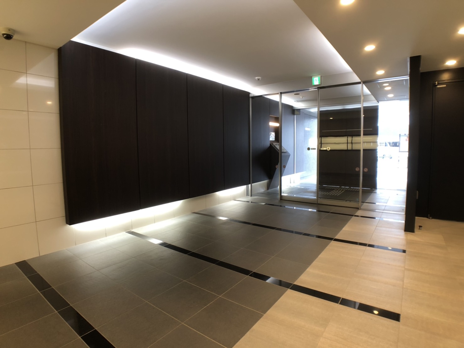 建物エントランス