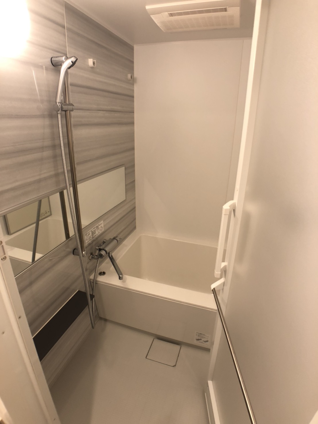 シャワールーム