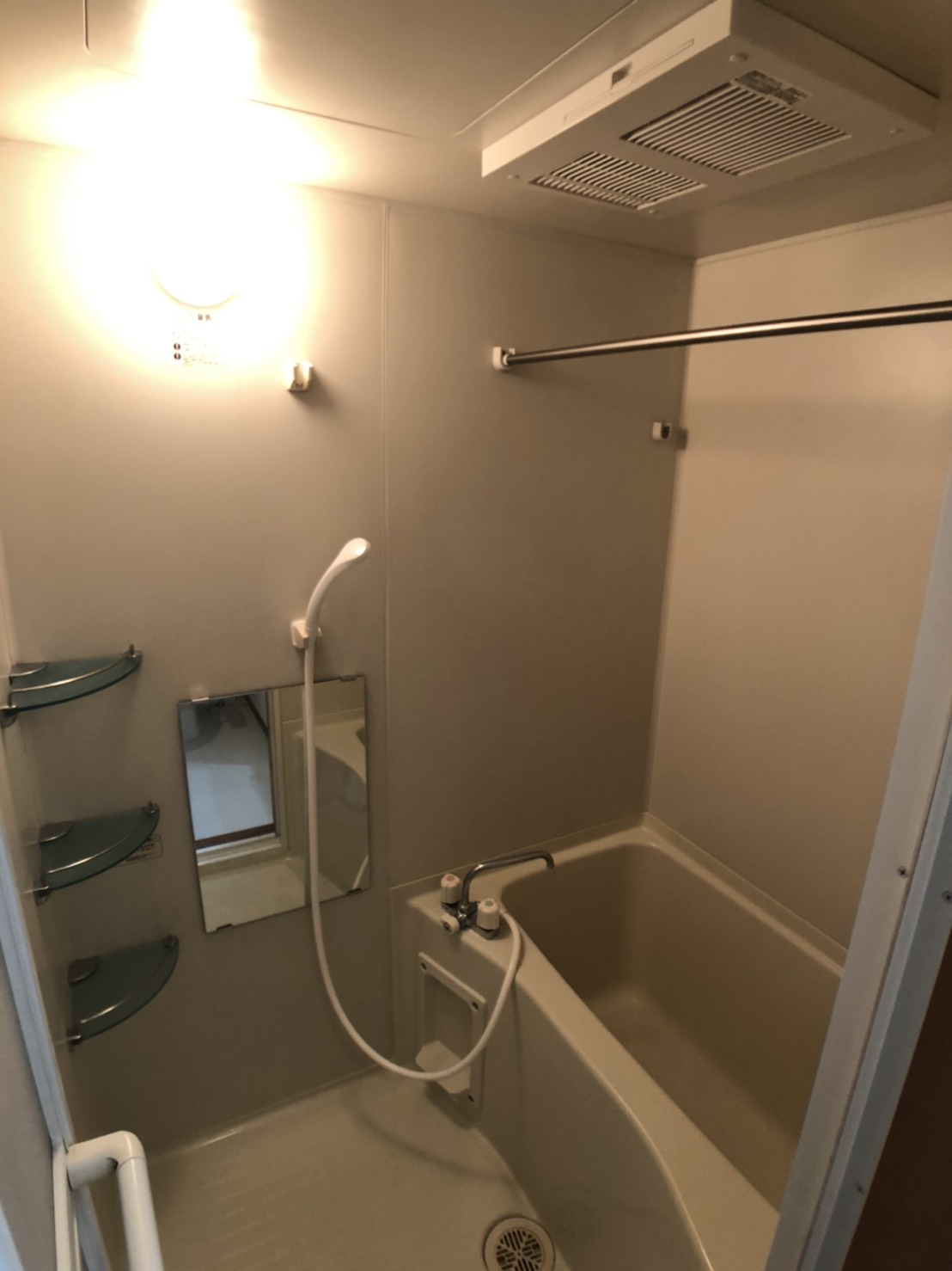 シャワールーム