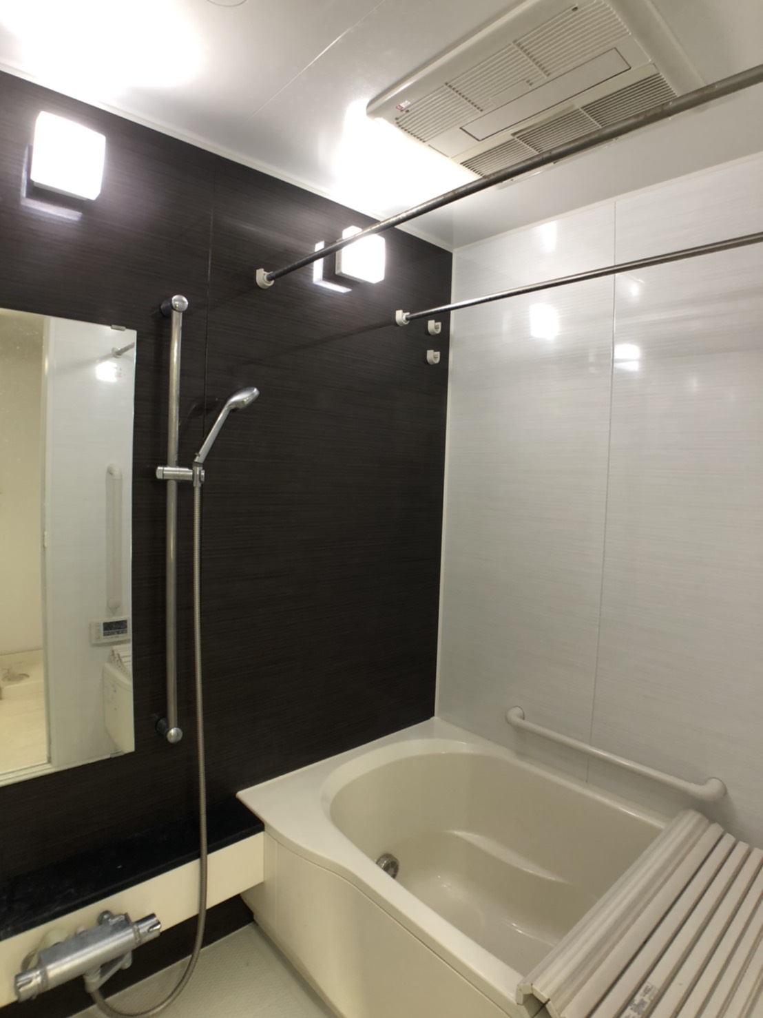 シャワールーム