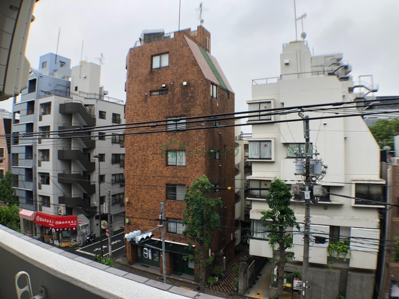 バルコニー