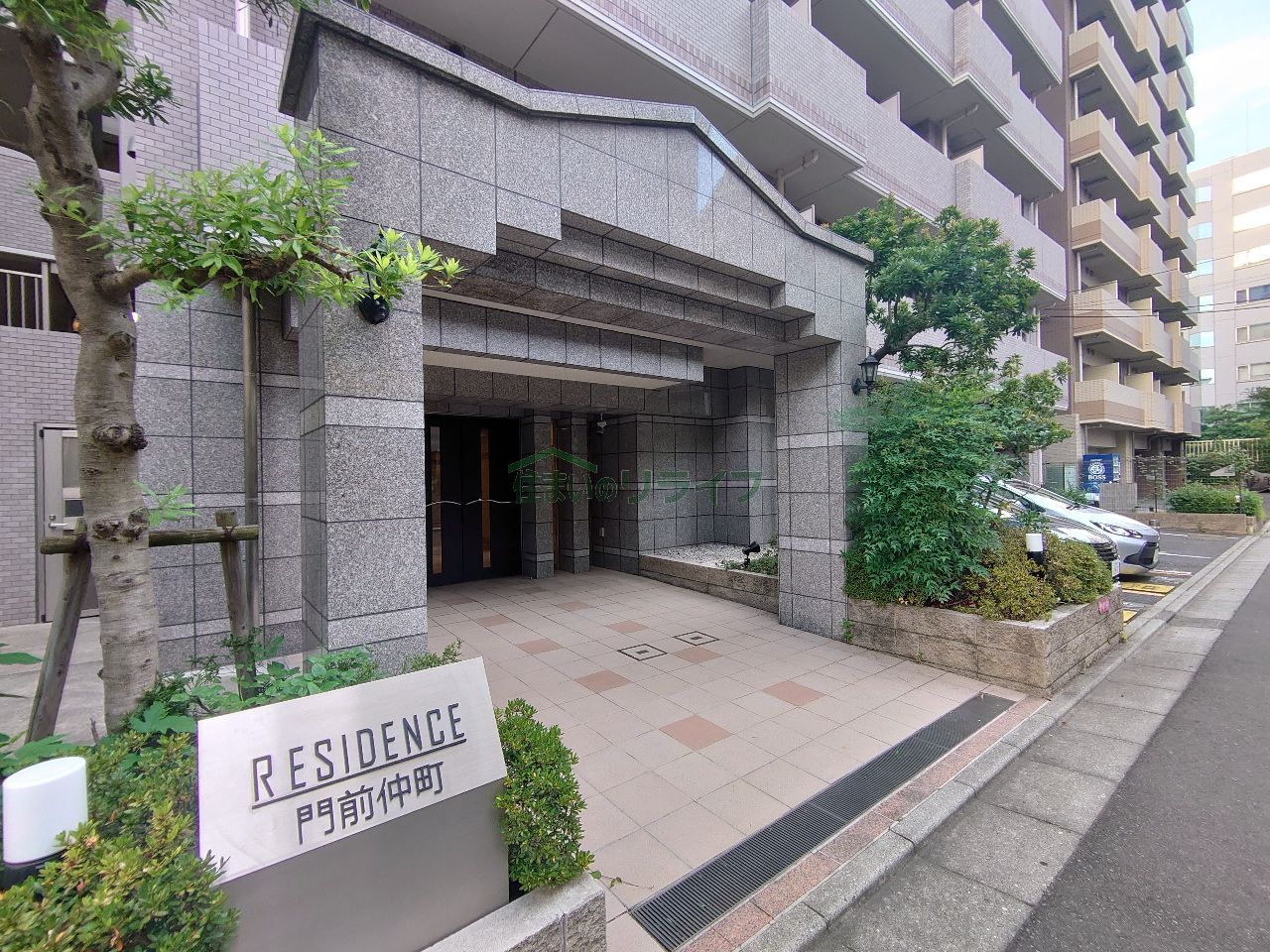 建物エントランス