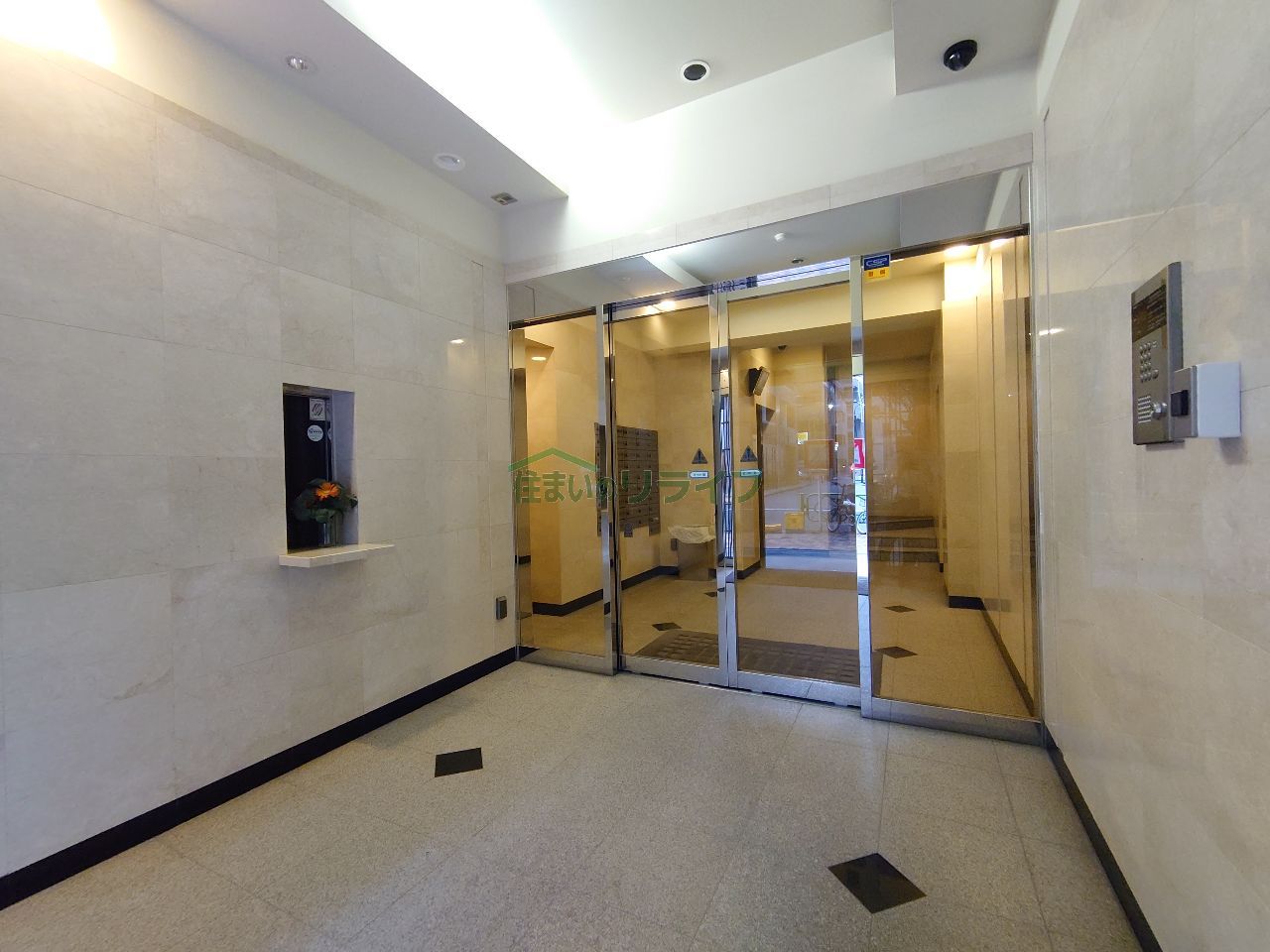 建物エントランス