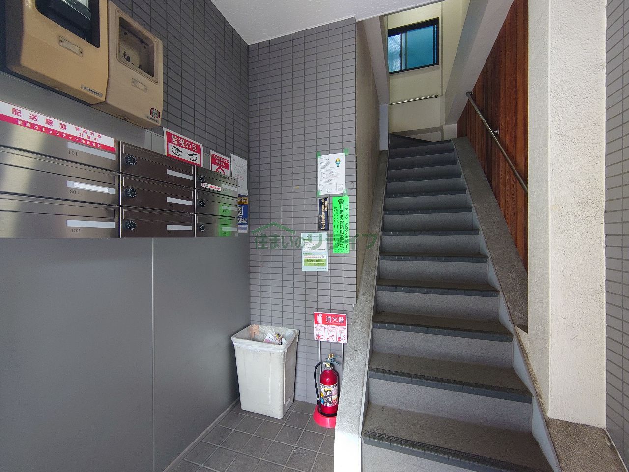 建物エントランス