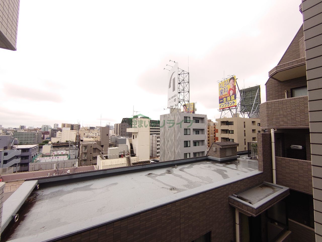 バルコニー