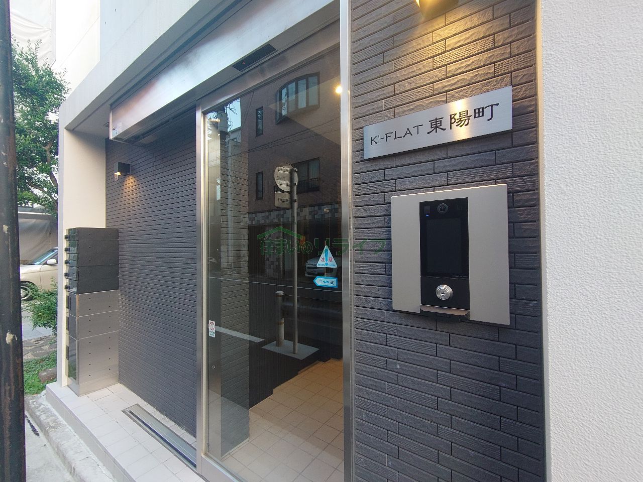 建物エントランス