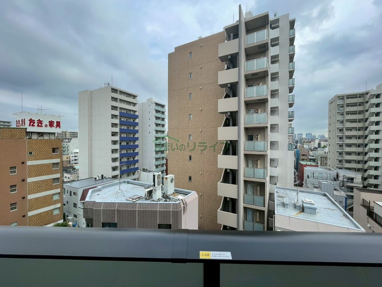 バルコニー