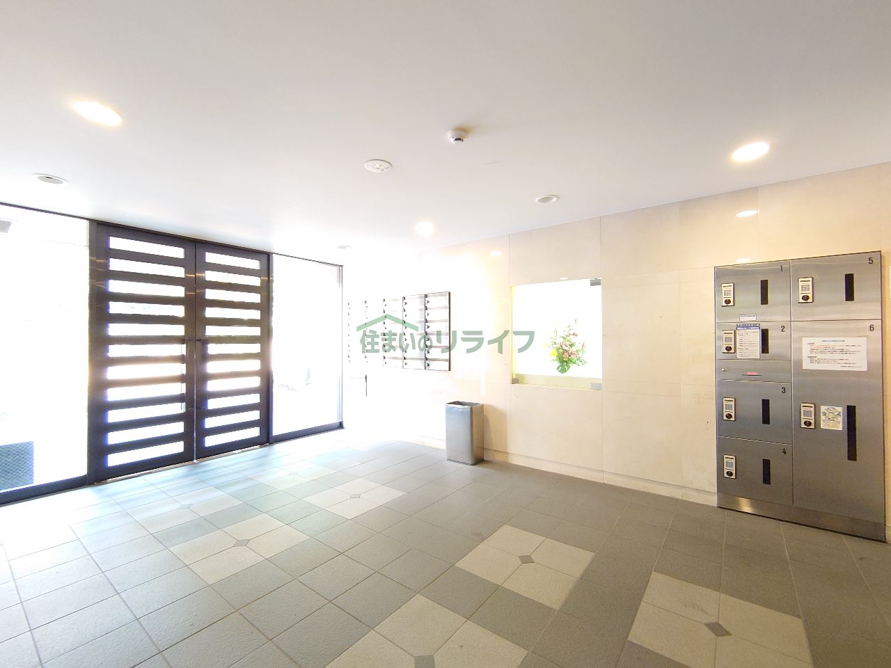 建物エントランス