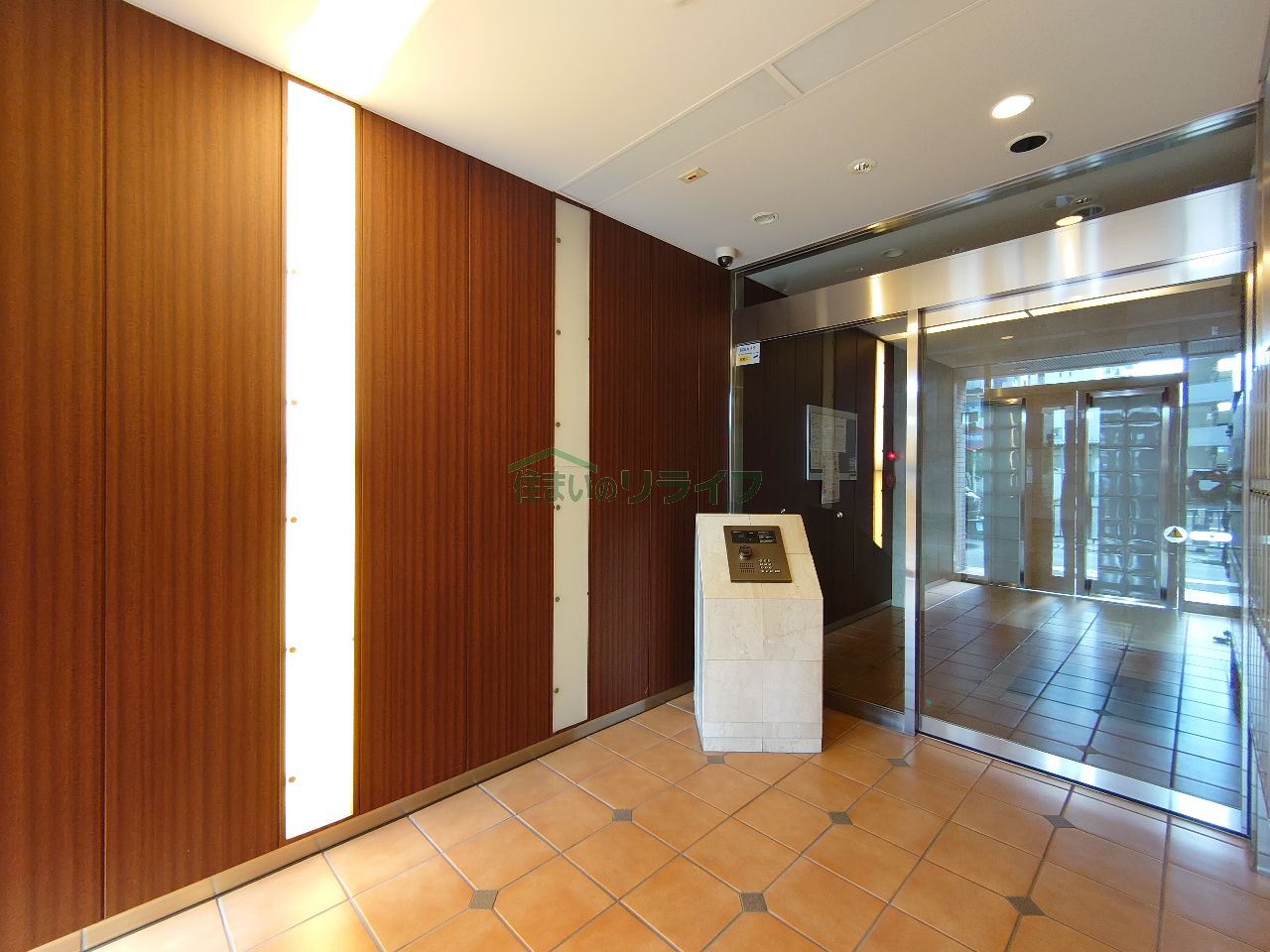 建物エントランス