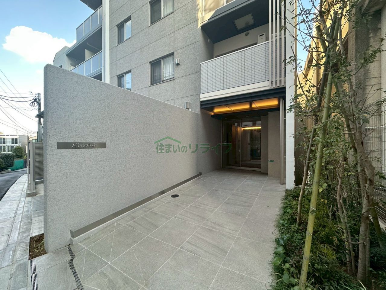 建物エントランス