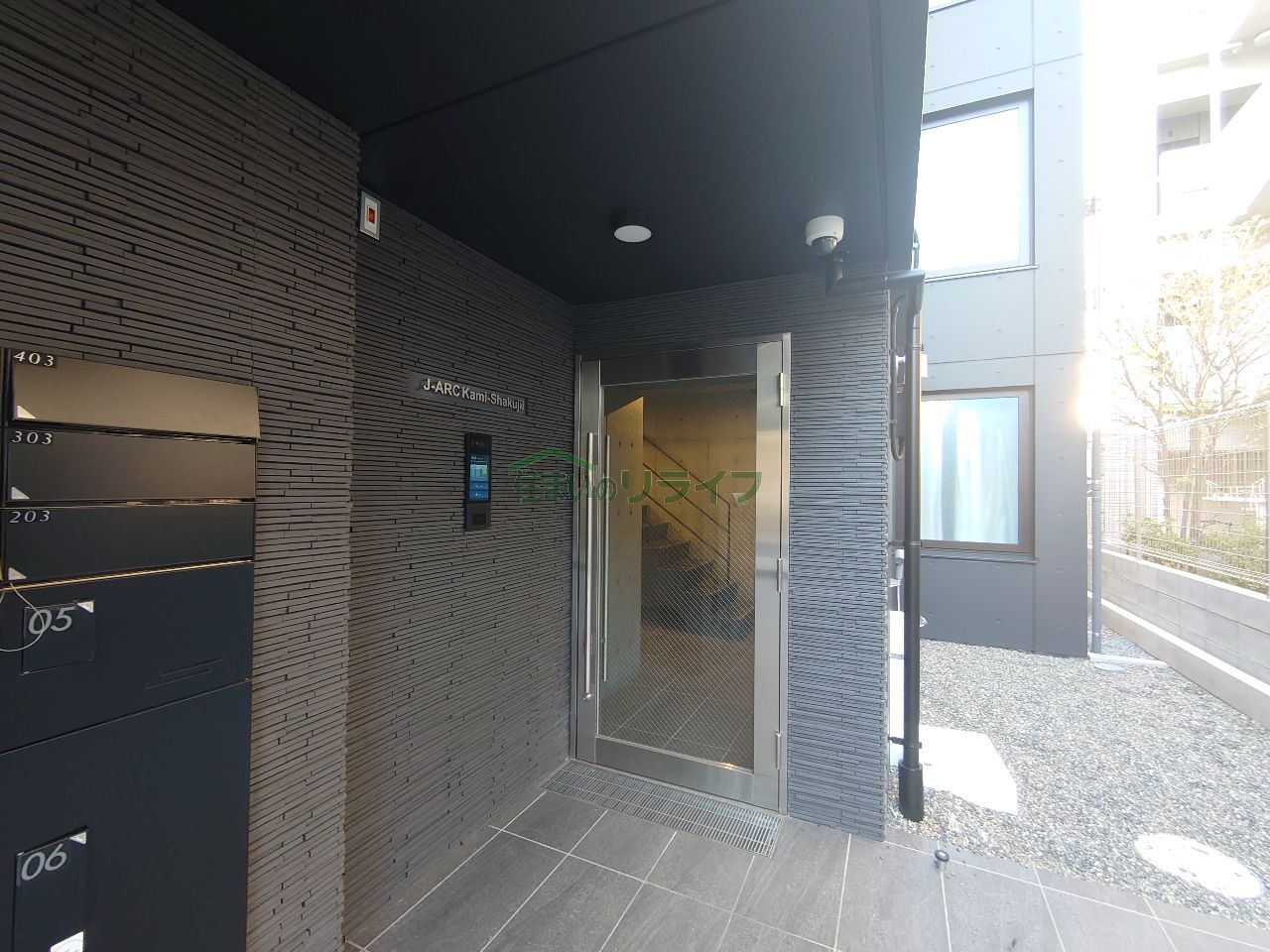 建物エントランス