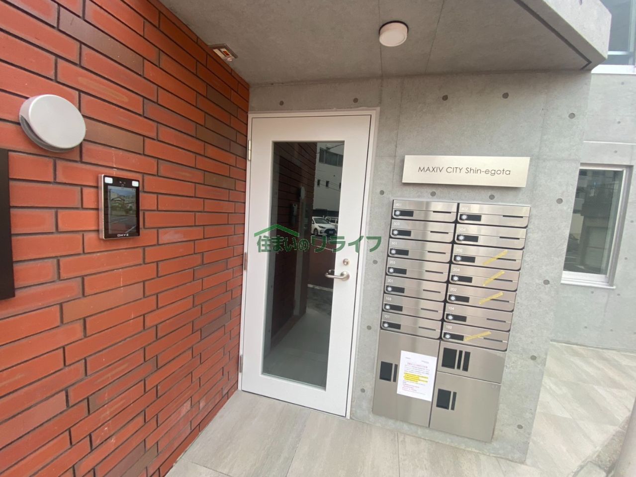 建物エントランス