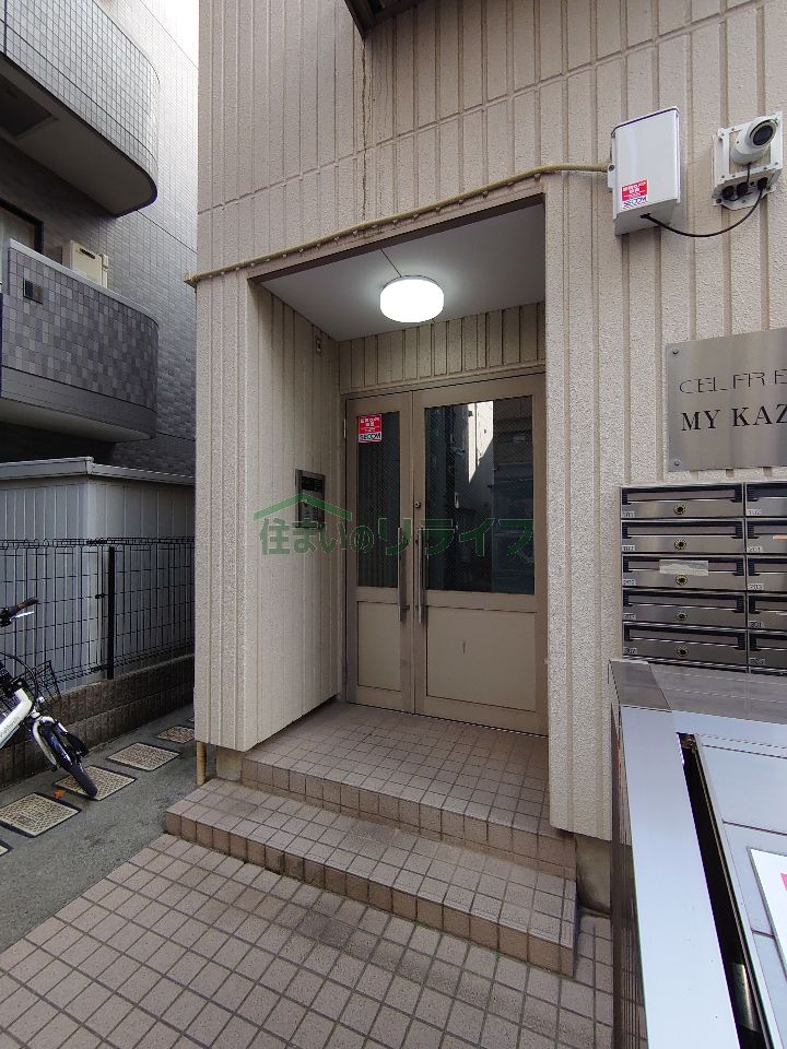 建物エントランス