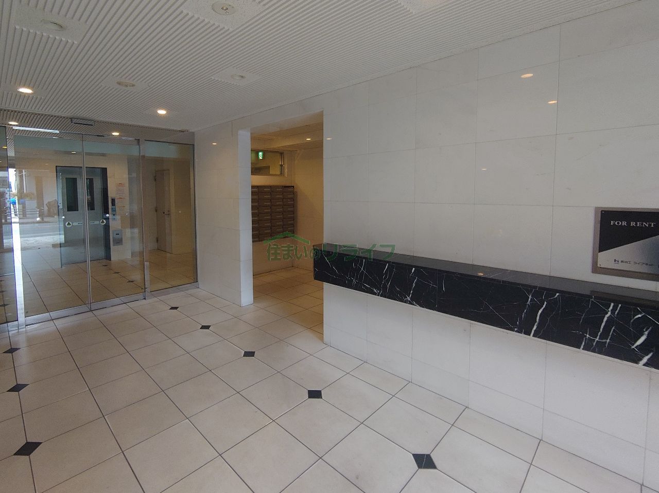 建物エントランス