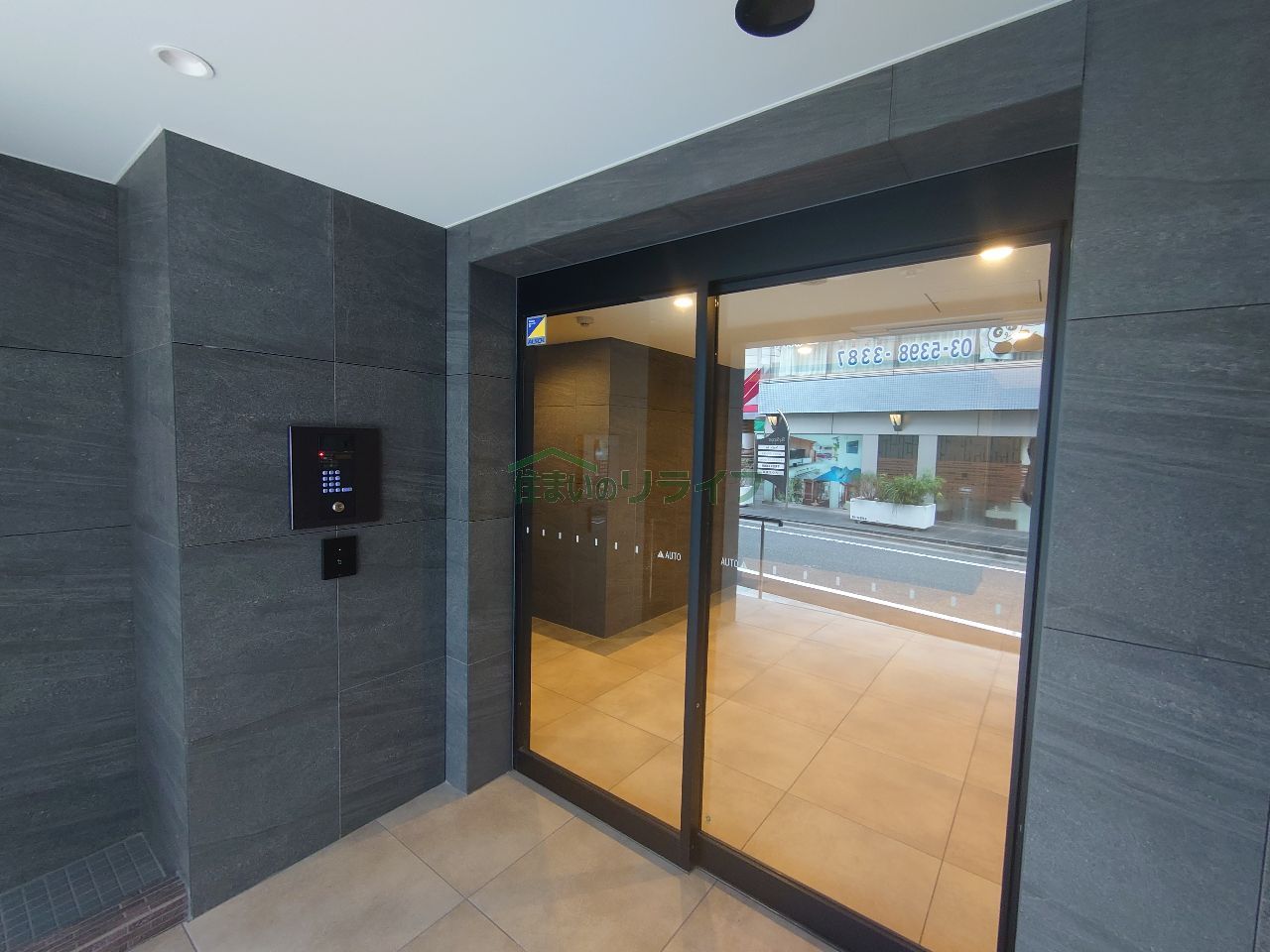 建物エントランス