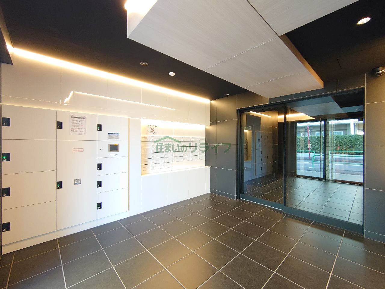 建物エントランス