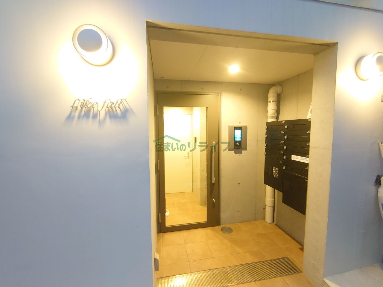 建物エントランス