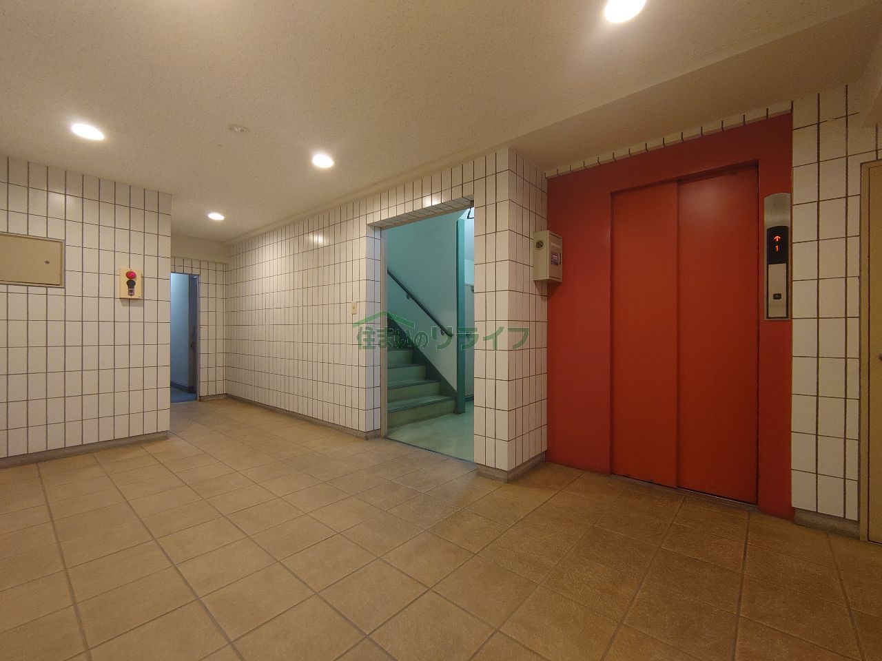 建物エントランス
