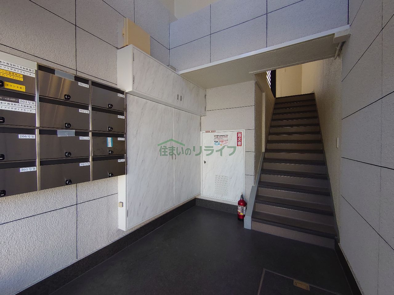 建物エントランス