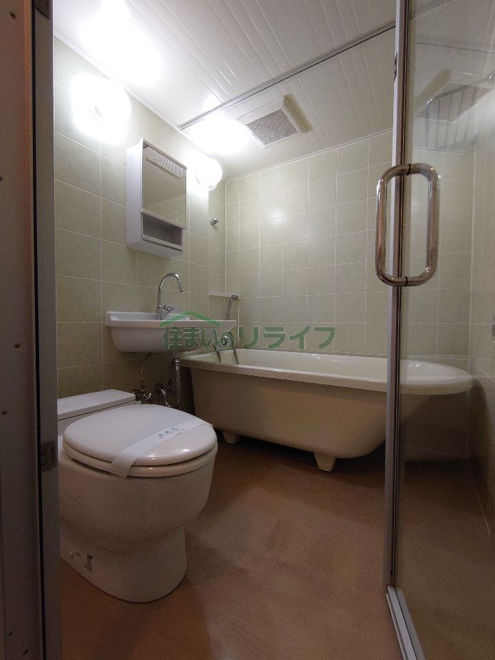 シャワールーム