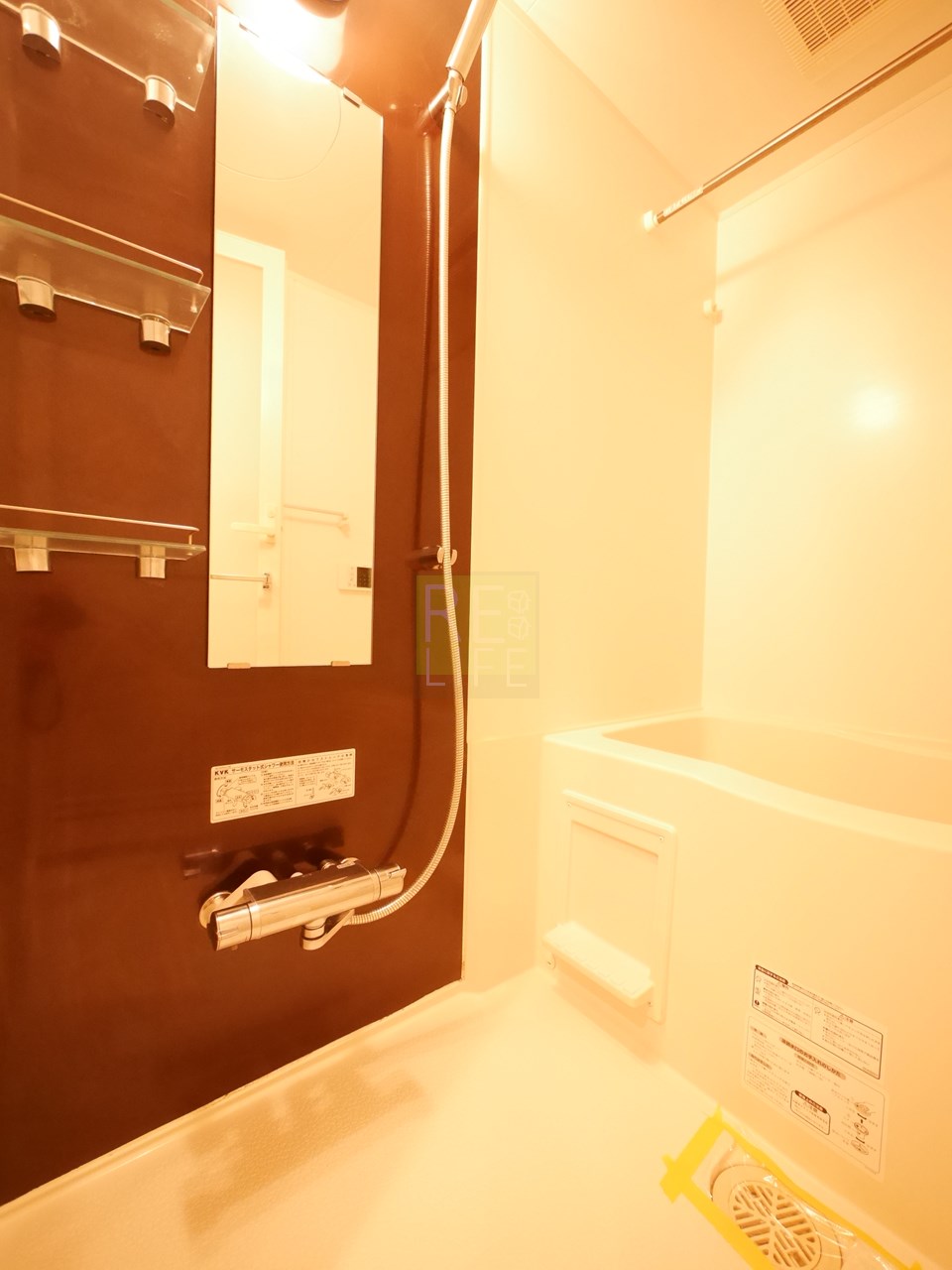 シャワールーム