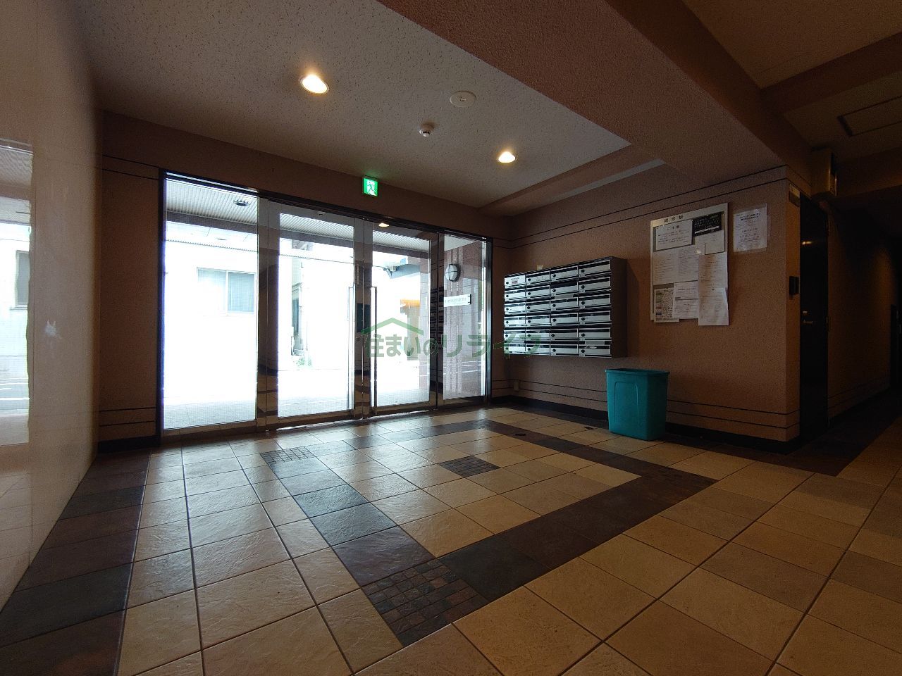 建物エントランス