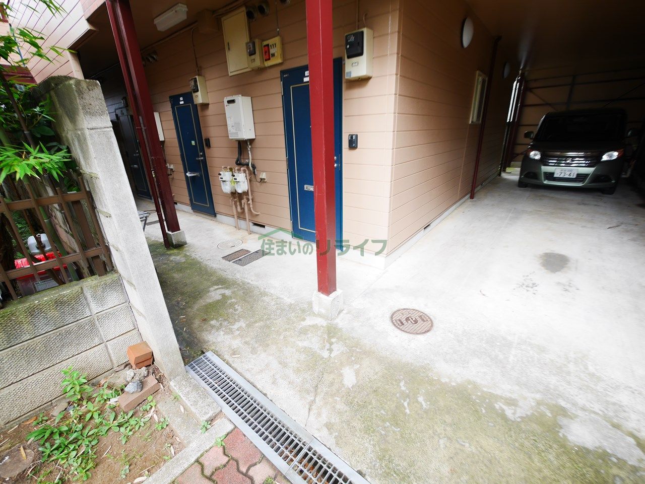 建物エントランス