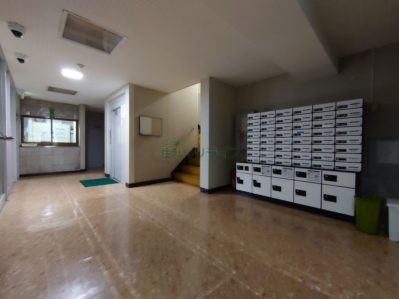 建物エントランス