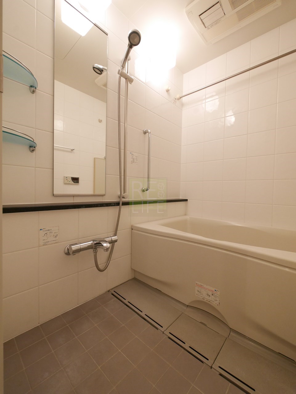 シャワールーム