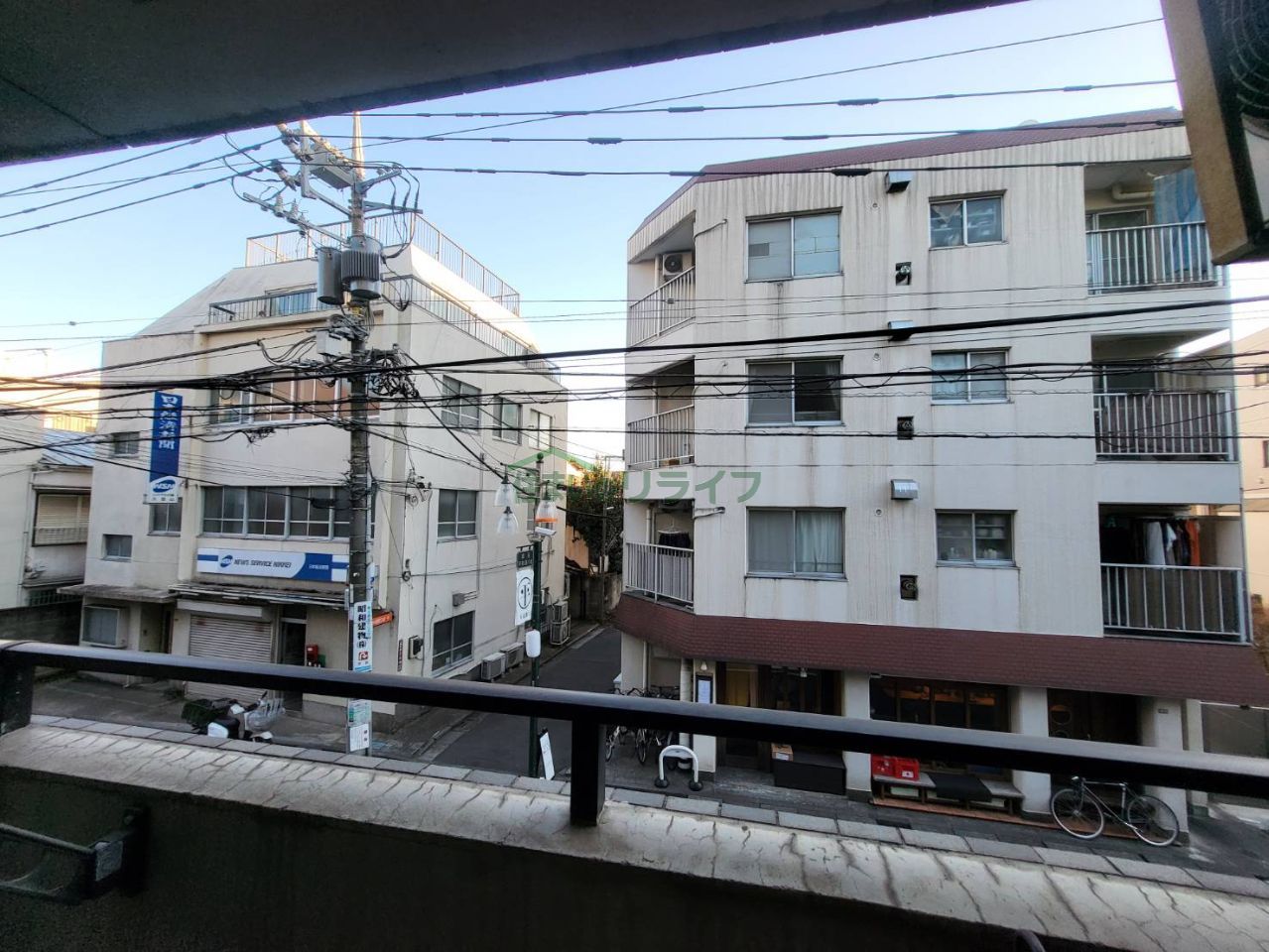 バルコニー