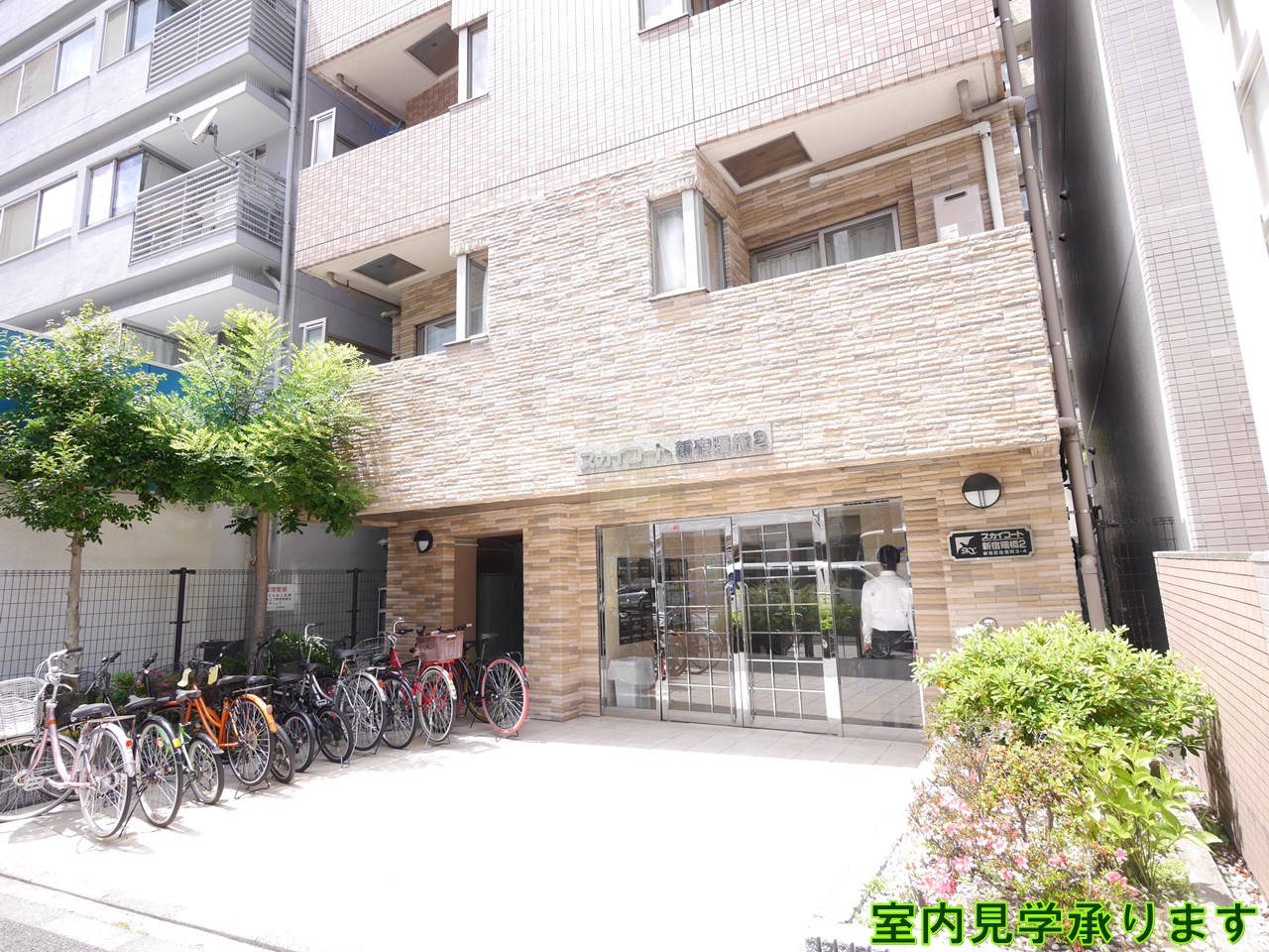 建物エントランス