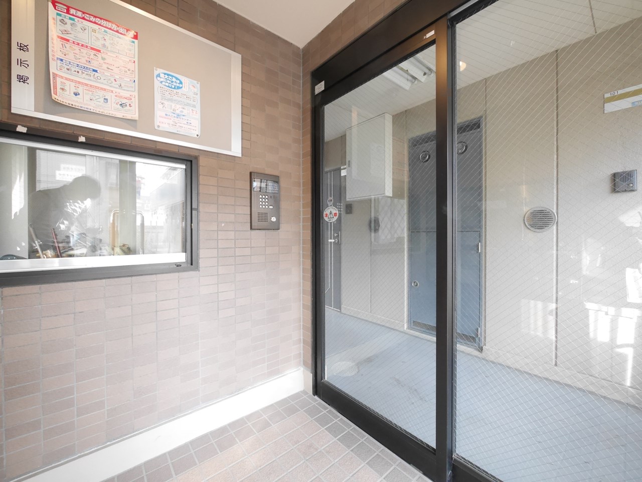 建物エントランス