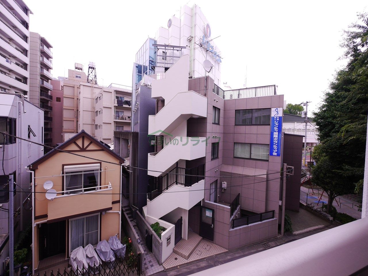 バルコニー