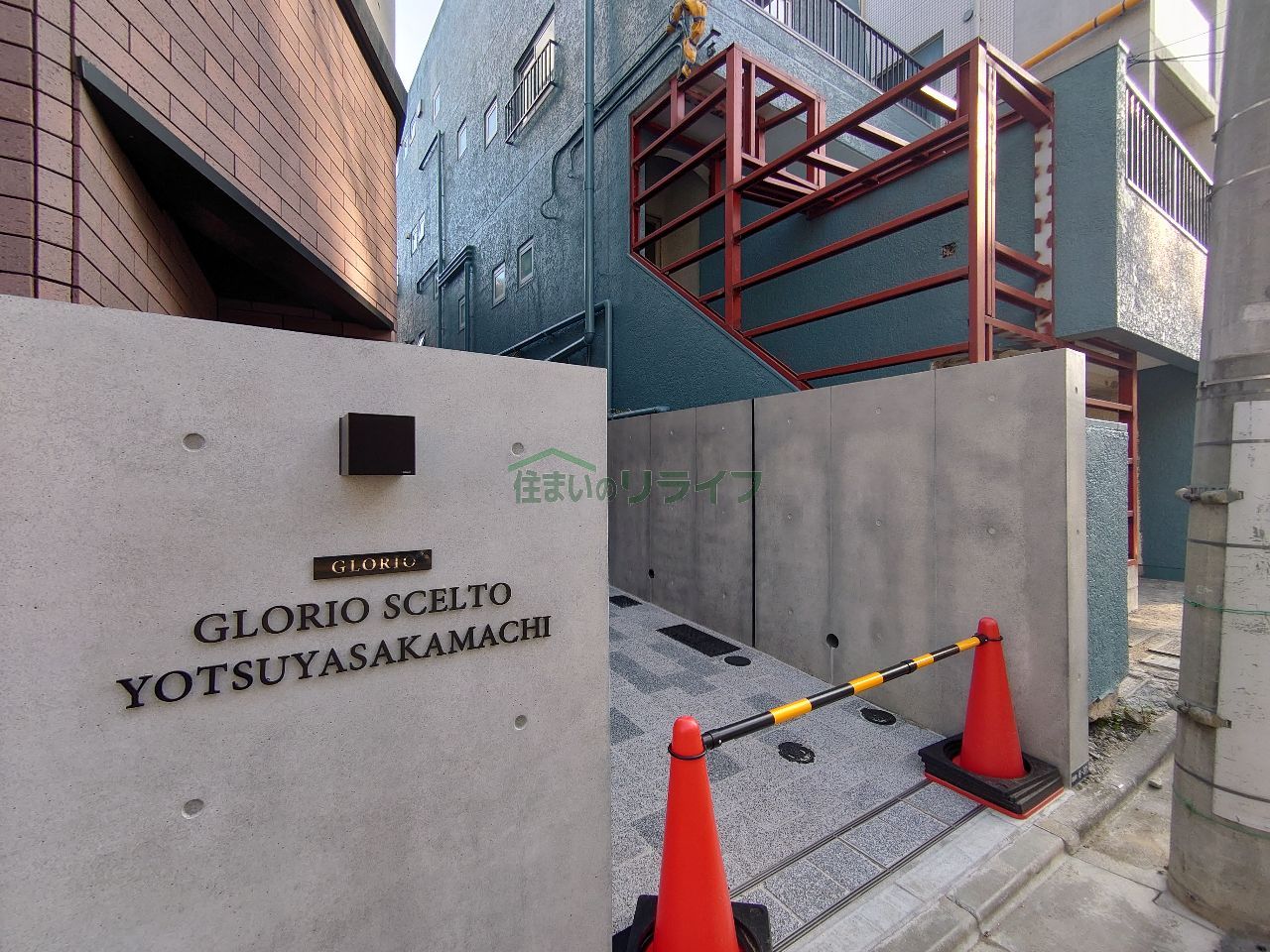 建物エントランス